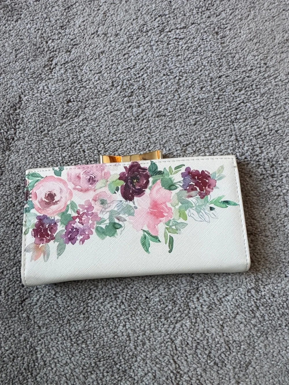 Floral Kiss Lock Wallet White Coin Purse Clutch Gold Frame Compact Organizer